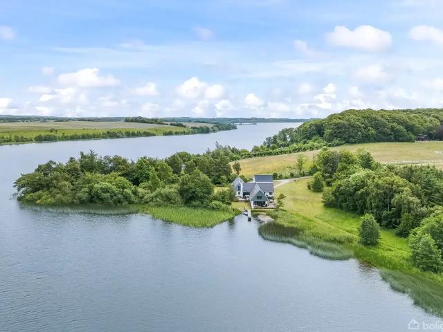 Til salg: Bolskovvej 9, Vitved, Skanderborg Landejendom på 349 m² Boligsiden