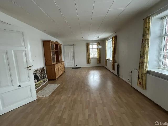 Til salg: Borgervej 2, Oue, Hobro Villa på 178 m² Boligsiden