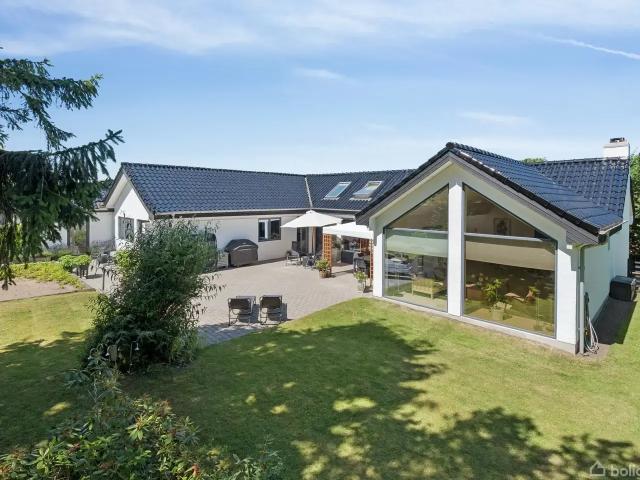 Til salg: Blommevænget 29, Aalborg Villa på 248 m² Boligsiden