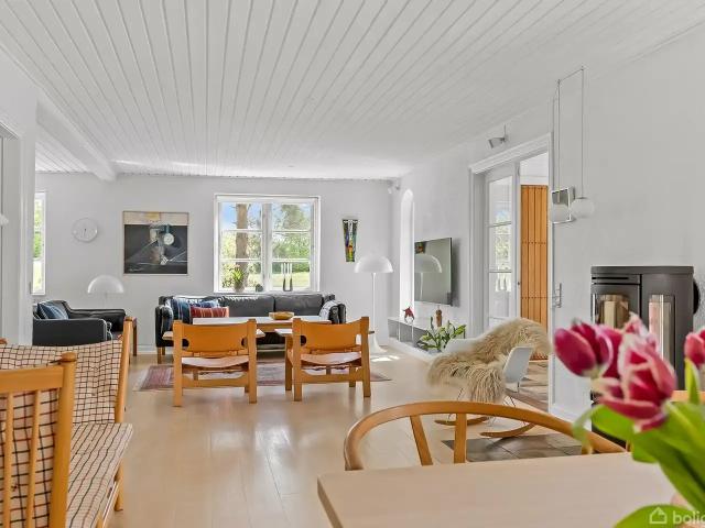 Til salg: Blaakærvej 11, Viuf Landejendom på 165 m² Boligsiden