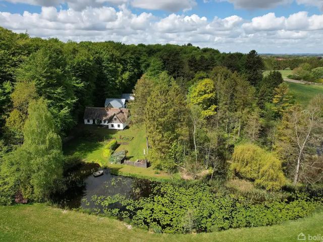 Til salg: Øbrovej 2, Assentorp, Stenlille Landejendom på 126 m² Boligsiden