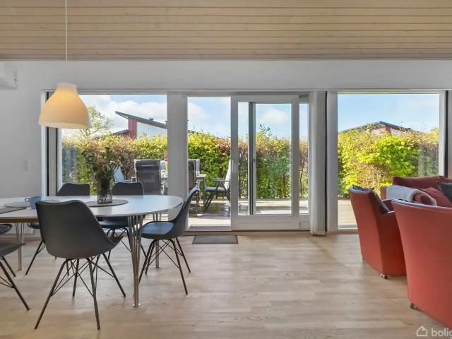 Til salg: Bro Strandvej 34, Varbjerg Strand, Brenderup Fyn Fritidsbolig på 43 m² Boligsiden