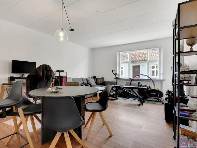 Til salg: Dalgårdsvej 45A, Oksbøl Ejerlejlighed på 65 m² Boligsiden