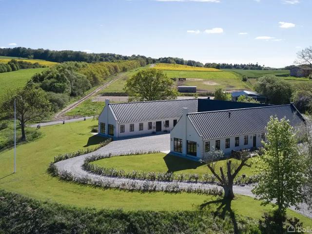 Til salg: Dalgårdsvej 16, Thorsager, Rønde Landejendom på 495 m² Boligsiden