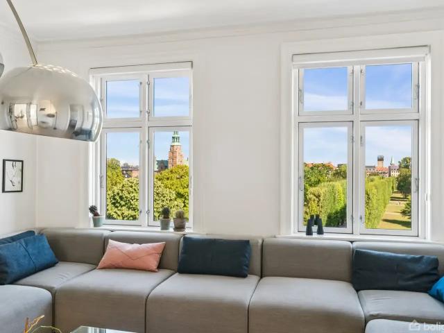 Til salg: Dronningens Tværgade 12, 1. København K Ejerlejlighed på 154 m² Boligsiden