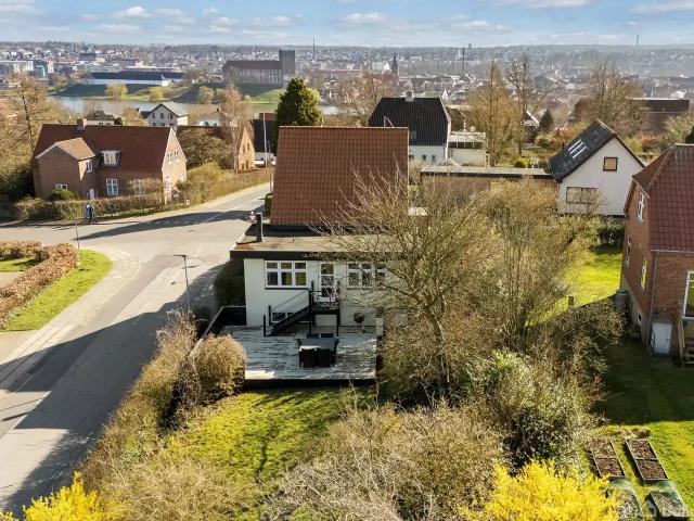 Til salg: Drosselvej 39, Kolding Villa på 140 m² Boligsiden