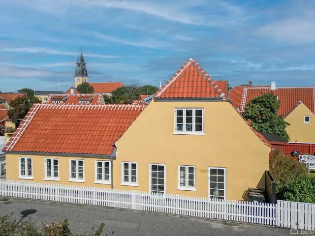 Til salg: Drachmannsvej 1, Skagen Villa på 245 m² Boligsiden