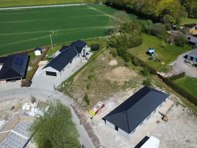 Til salg: Elmegårdsvej 4, Gislinge Helårsgrund på 975 m² Boligsiden