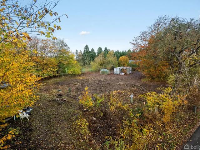 Til salg: Elmevej 7, Rønnede Helårsgrund på 851 m² Boligsiden