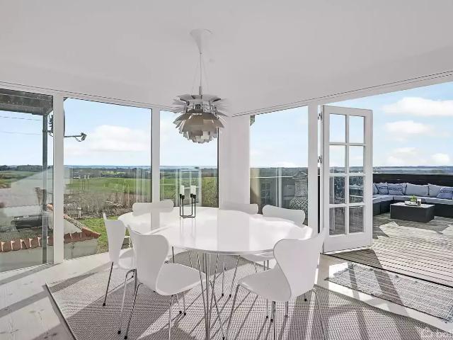 Til salg: Elmosevej 51, Beder Landejendom på 274 m² Boligsiden