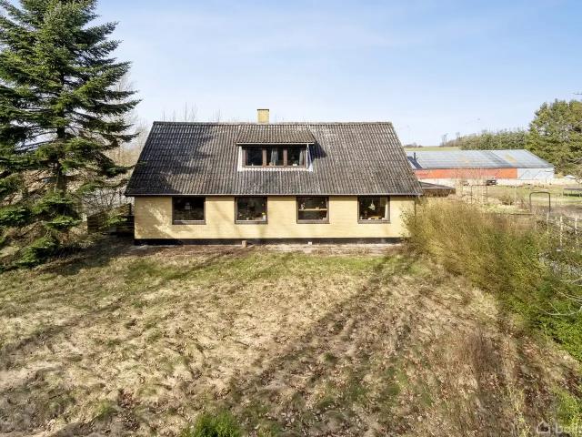 Til salg: Eskesvej 9, Nyker, Rønne Landejendom på 194 m² Boligsiden