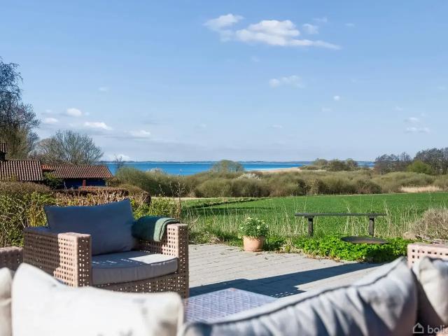 Til salg: Farvergårdsvej 17, Vejby Landejendom på 144 m² Boligsiden