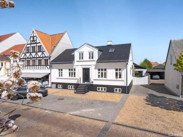 Til salg: Fyrrelunden 32, Juelsminde Villa på 193 m² Boligsiden