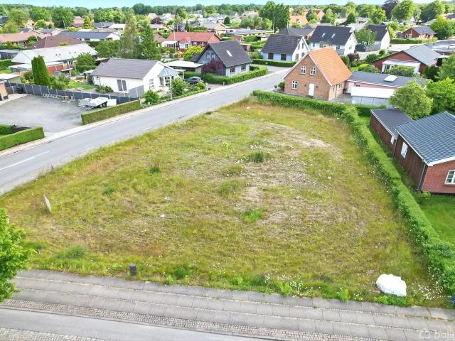 Til salg: Gartneriet 53, Bramming Helårsgrund på 809 m² Boligsiden