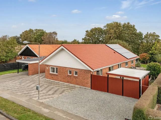 Til salg: Gyvellunden 34, Varde Villa på 180 m² Boligsiden