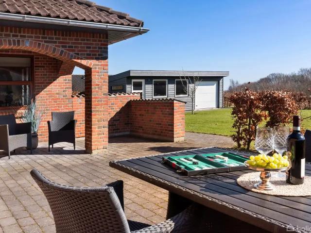 Til salg: Helge Rodes Vej 3, Frederikshavn Villa på 234 m² Boligsiden