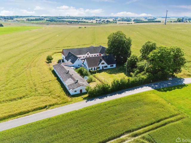 Til salg: Holbækvej 268, Allindemagle, Ringsted Landejendom på 173 m² Boligsiden