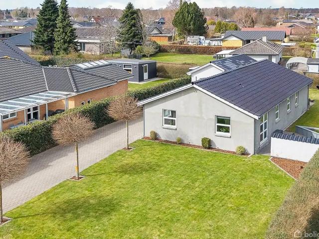 Til salg: Holkebjergvej 3, Sanderum, Odense SV Villa på 127 m² Boligsiden