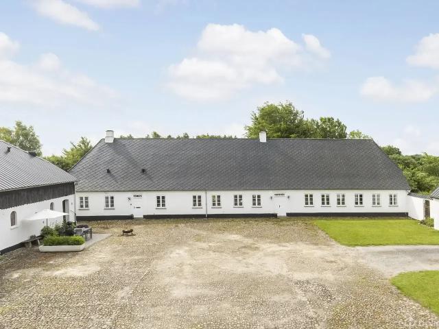 Til salg: Houmarksvej 74, Randers NV Landejendom på 307 m² Boligsiden