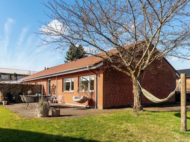 Til salg: Humlevænget 65, Vemb Rækkehus på 128 m² Boligsiden