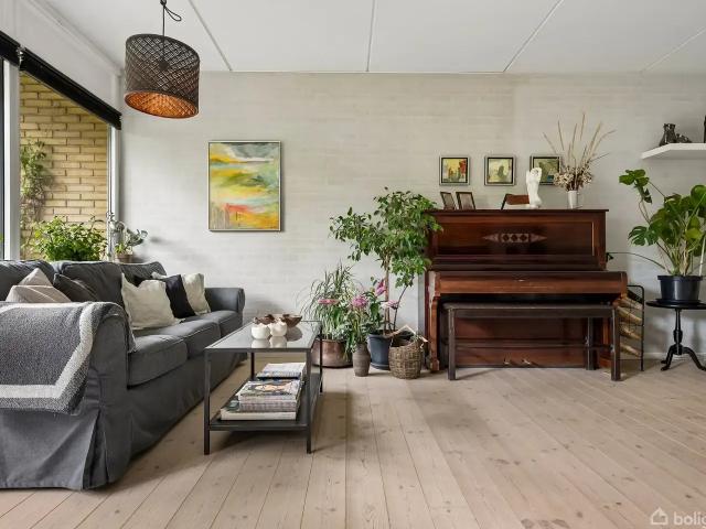 Til salg: Jægersborgvej 112, 2. Th. Gentofte Ejerlejlighed på 98 m² Boligsiden