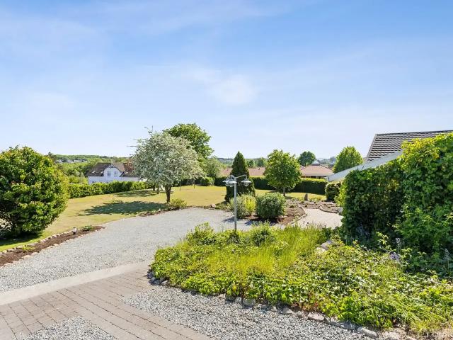 Til salg: Kirsebærvej 42, Vejen Villa på 138 m² Boligsiden