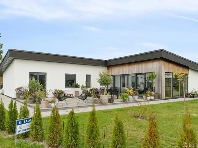 Til salg: Klosterlunden 69, Næstved Villa på 180 m² Boligsiden