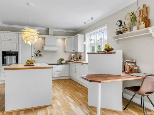 Til salg: Knudmoseparken 172, Lind, Herning Villa på 230 m² Boligsiden