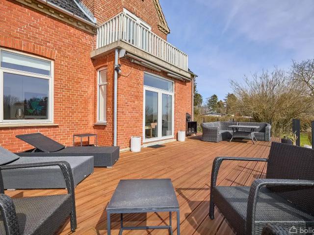 Til salg: Kystvej 2, Vejby Fritidsbolig på 102 m² Boligsiden