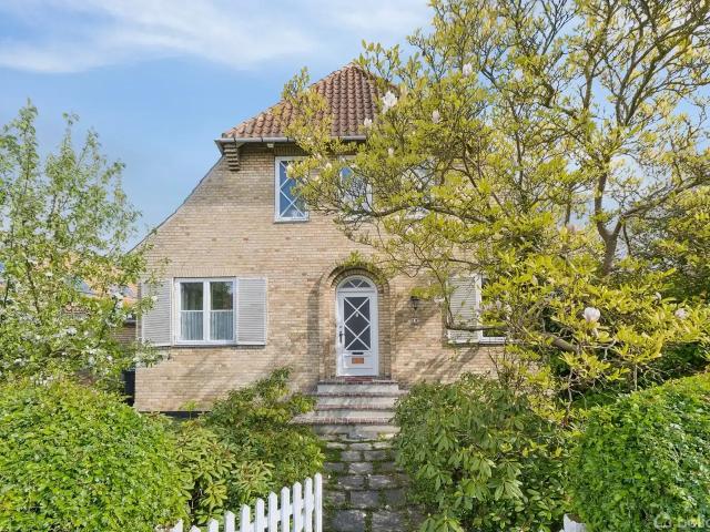Til salg: Lilliendalsvej 8, Brønshøj Villa på 142 m² Boligsiden