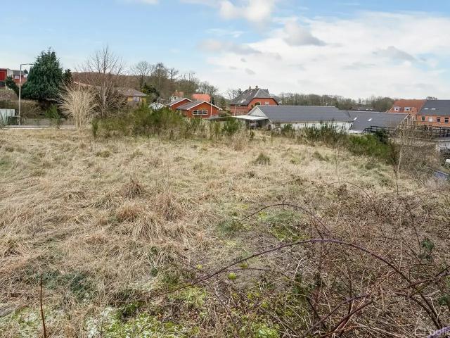 Til salg: Møllebakken 3, Rask Mølle Helårsgrund på 720 m² Boligsiden
