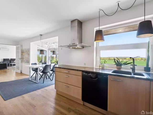 Til salg: Møllegårdsvej 6, Gravvænge, Vejstrup Landejendom på 199 m² Boligsiden