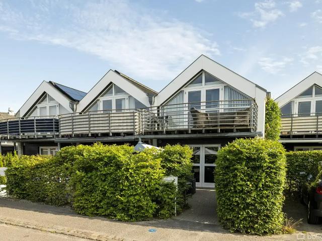 Til salg: Mejsevej 11, Strøby Fritidsbolig på 140 m² Boligsiden