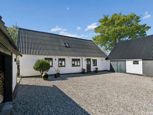 Til salg: Nedre Vej 76, Albæk, Randers NØ Landejendom på 196 m² Boligsiden