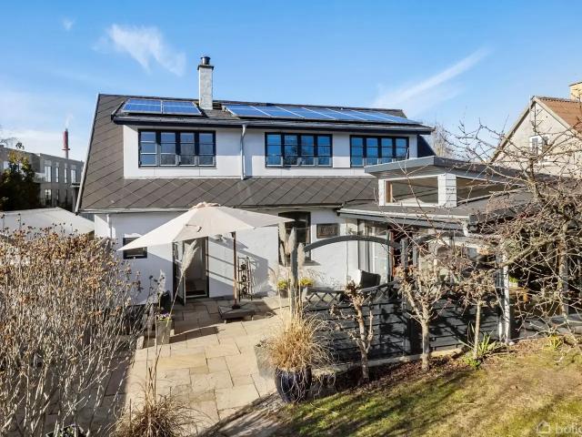 Til salg: Nordre Paradisvej 18, 1. Holte Villa på 119 m² Boligsiden