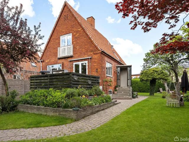 Til salg: Nybovej 9, Valby Villa på 124 m² Boligsiden