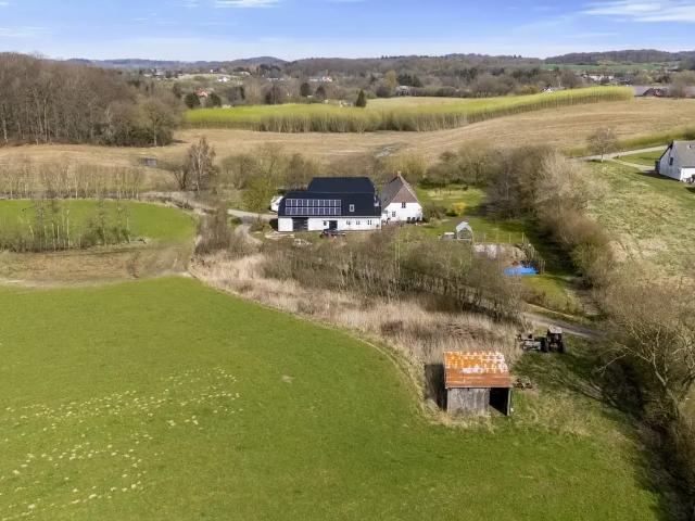 Til salg: Odensevej 92, Vissenbjerg Landejendom på 210 m² Boligsiden