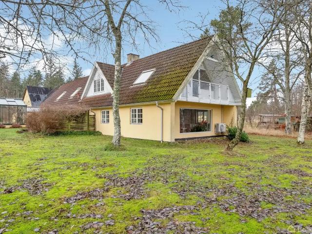 Til salg: Ormholtvej 10, Østervrå Landejendom på 359 m² Boligsiden