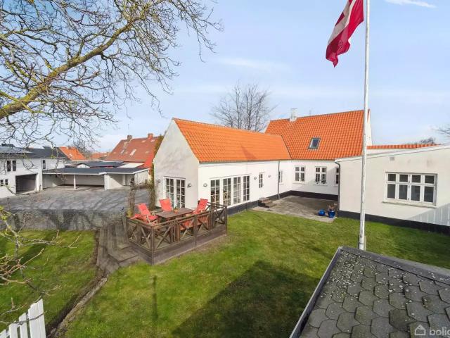 Til salg: Rømeregårdsvej 2, Aarsballe, Rønne Villa på 266 m² Boligsiden
