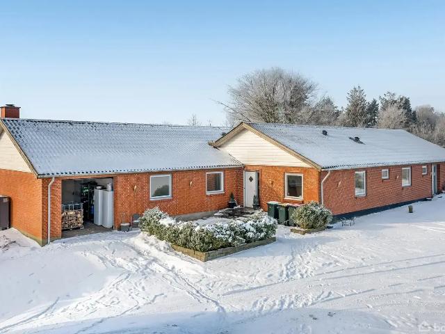 Til salg: Røllum Bygade 41, Røllum, Aabenraa Landejendom på 257 m² Boligsiden
