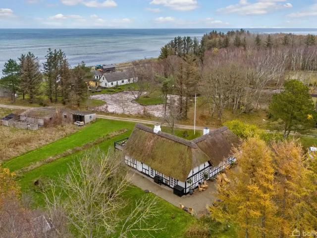 Til salg: Rugårdstien 6, Fjellerup Strand, Glesborg Villa på 185 m² Boligsiden