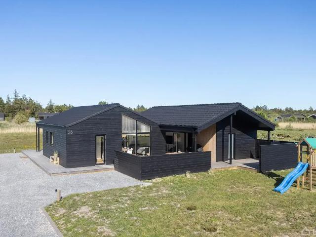 Til salg: Rugholm 35, Strandby Fritidsbolig på 90 m² Boligsiden