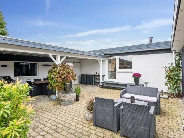 Til salg: Søskrænten 9, Suldrup Villa på 170 m² Boligsiden
