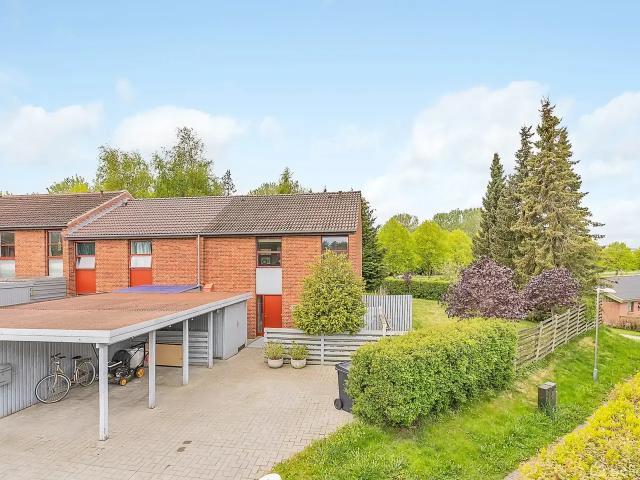 Til salg: Segaltvej 105, Løgten, Skødstrup Rækkehus på 124 m² Boligsiden