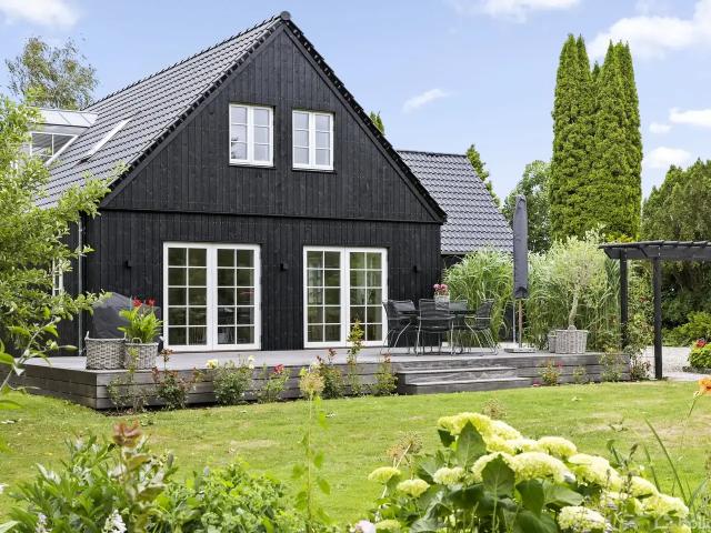 Til salg: Skætholm 7, Munke Bjergby Landejendom på 244 m² Boligsiden