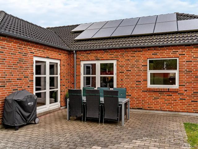 Til salg: Solbjergvej 40, Øster Hurup, Hadsund Villa på 236 m² Boligsiden