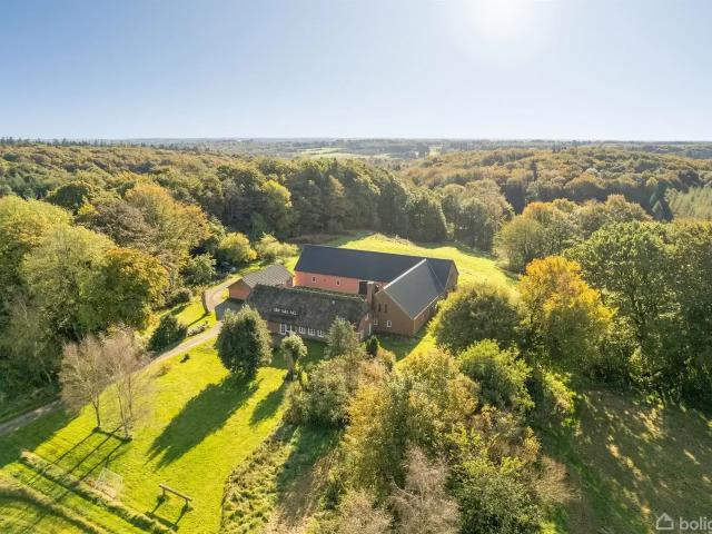 Til salg: Spjarupvej 6, Egtved Landejendom på 265 m² Boligsiden