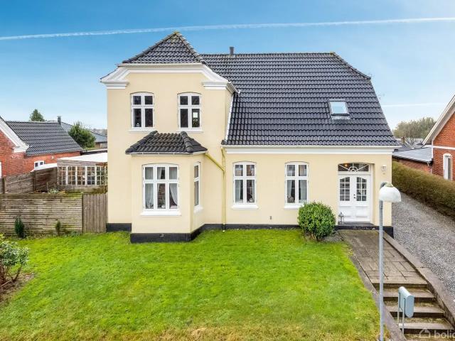 Til salg: Storegade 26, Broager Villa på 235 m² Boligsiden