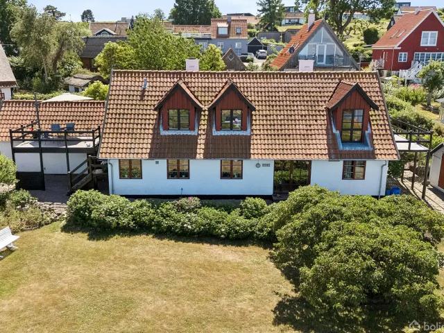 Til salg: Strandvejen 35, Aarsdale, Svaneke Villa på 288 m² Boligsiden