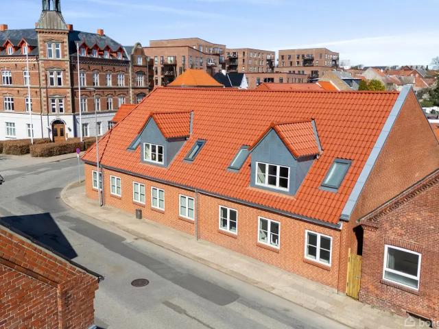 Til salg: Svanelundsbakken 19, 3. Th. Hjørring Andelsbolig på 124 m² Boligsiden